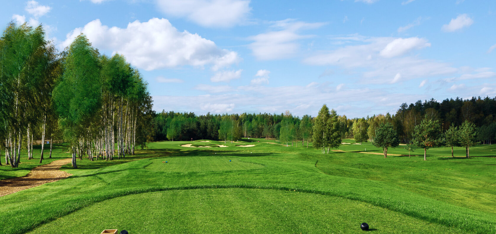 Первый гольф-клуб Crystal Lakes Golf & Country Club во Владимирской области  на территории города Доброград. Больше, чем просто игра