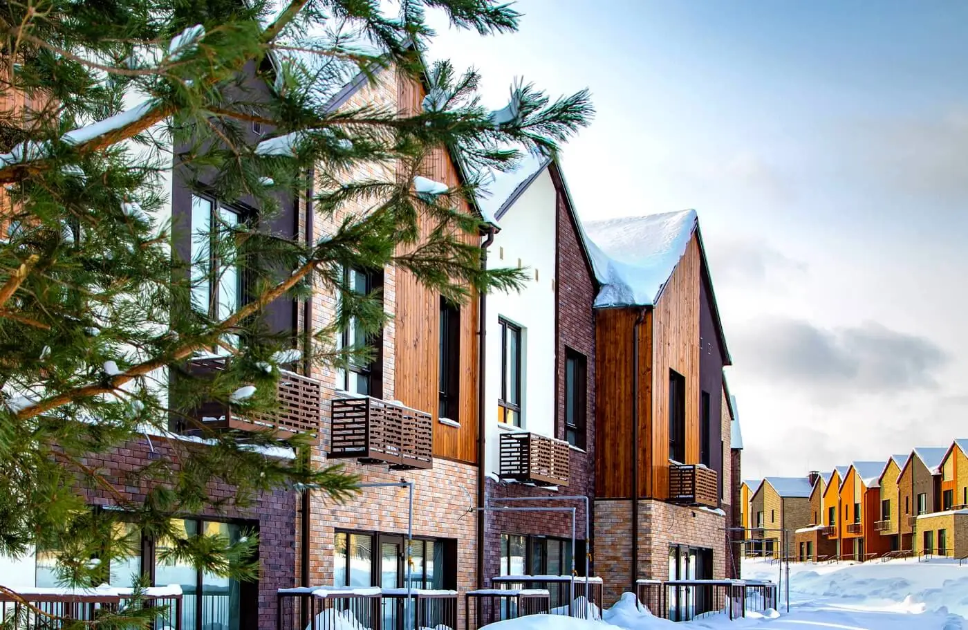 Таунхаусы на проезде Уюта