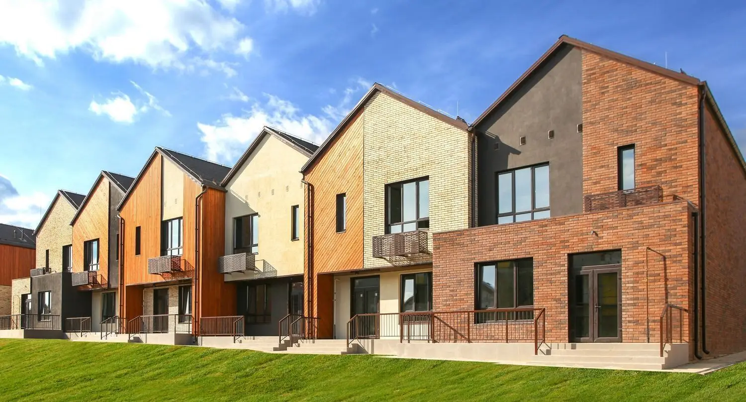 Таунхаусы на бульваре Дружбы